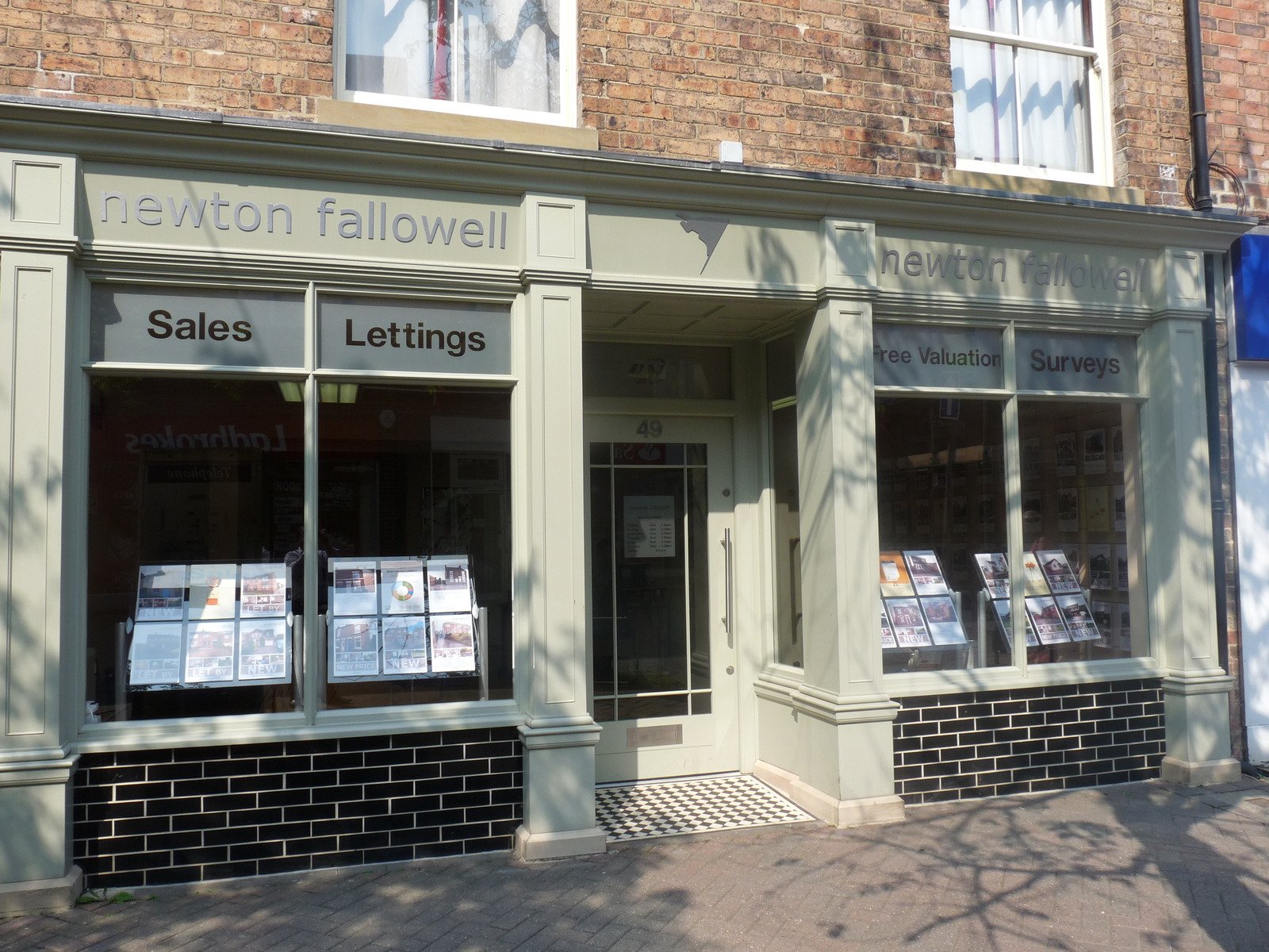 Estate and Letting Agents in Swadlincote Newton Fallowell